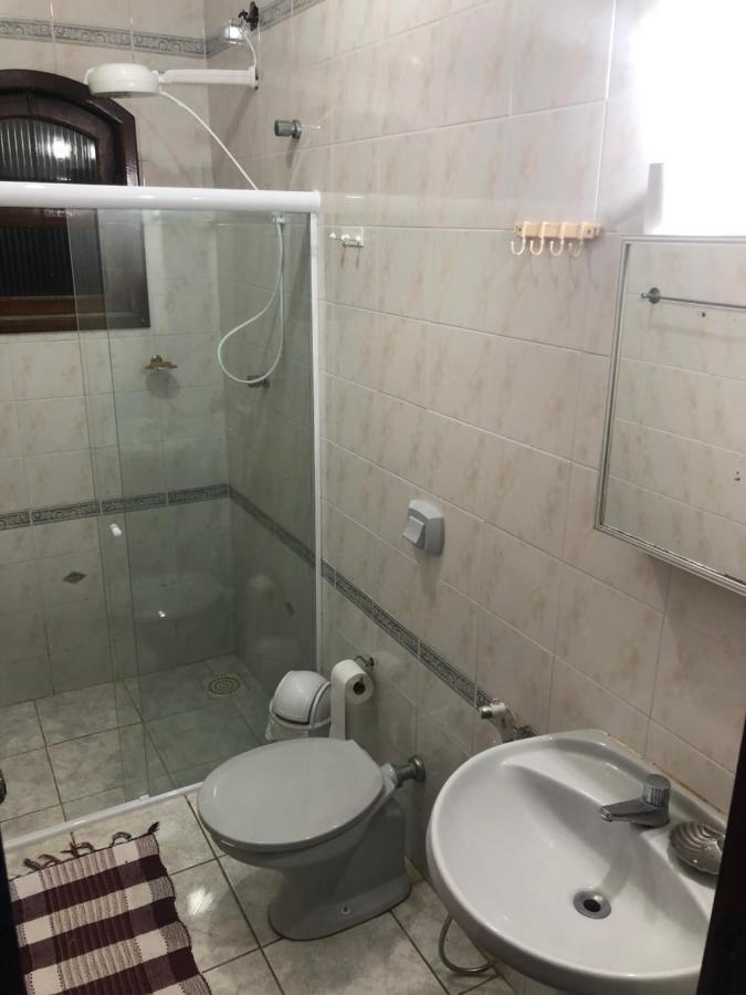 Casa Bem Espacosa Com Piscina, Campo De Futebol E Area Gourmet A Um Quarteirao Da Lagoa De Praia Seca Araruama Esterno foto